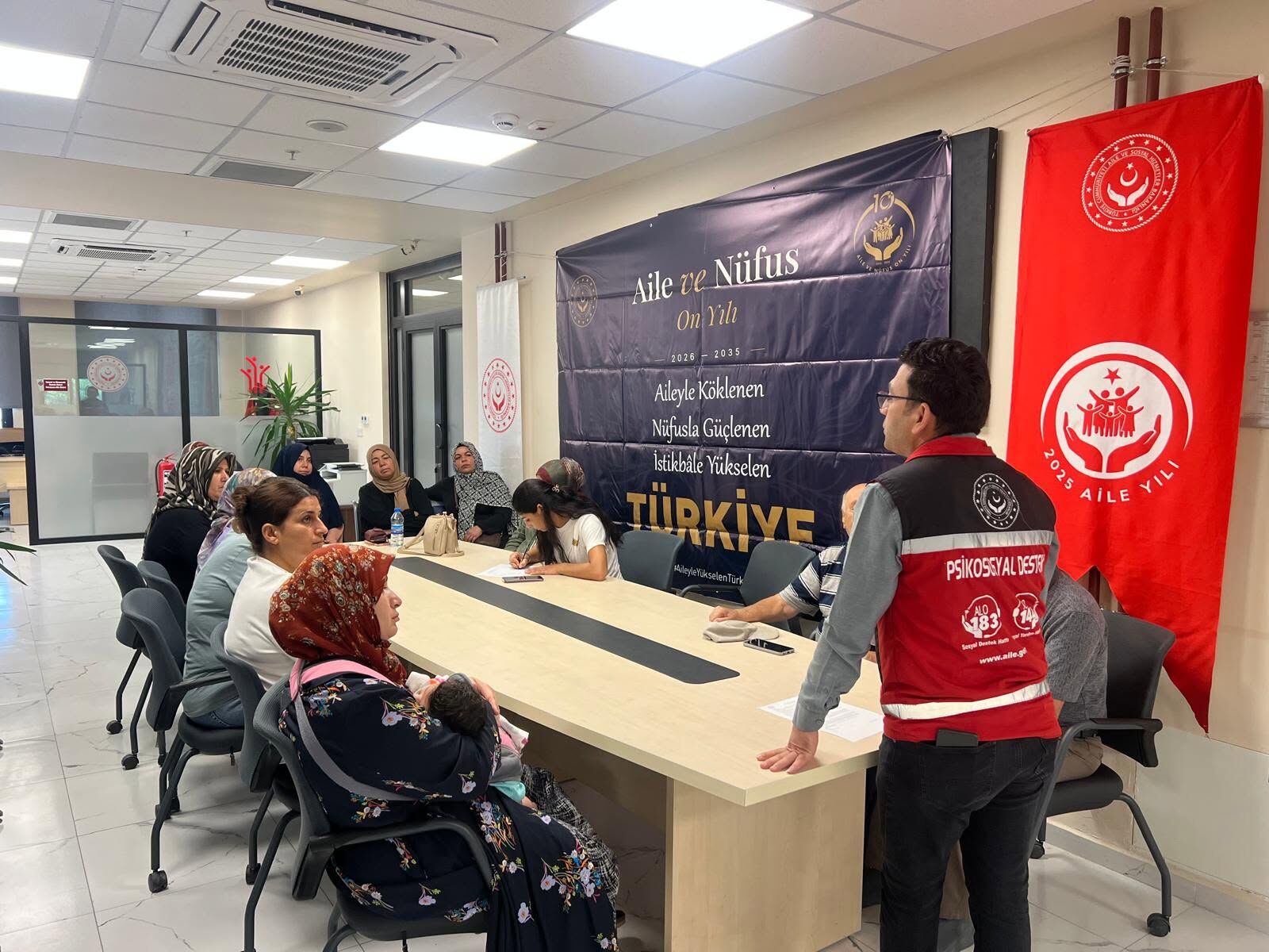 Altınözü’nde Özel Gereksinim Gruplarına Yönelik Seminer