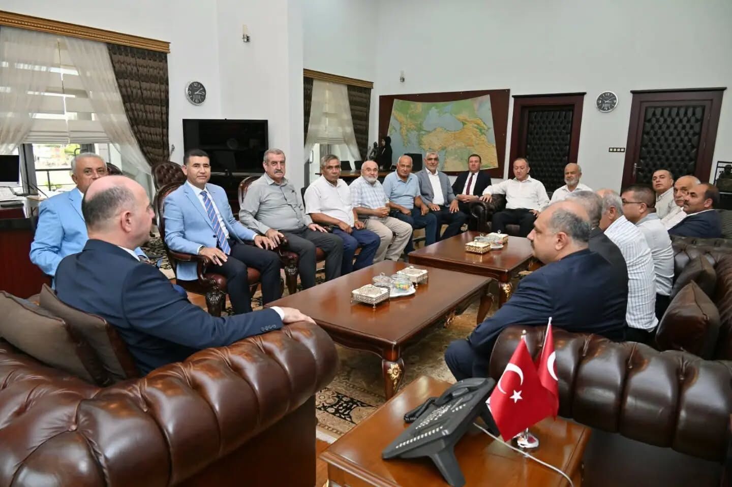 Eski Meclis Üyelerinden Osmaniye Valisi Serdengeçti’ye Ziyaret-1