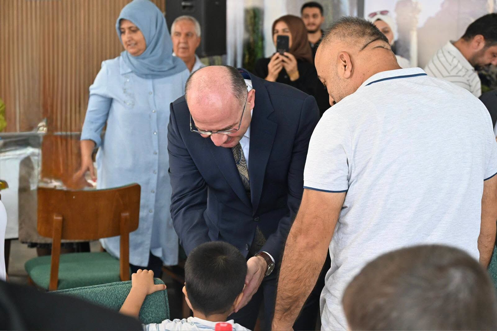 Osmaniye Valisi Serdengeçti Koruyucu Ailelerle Buluştu