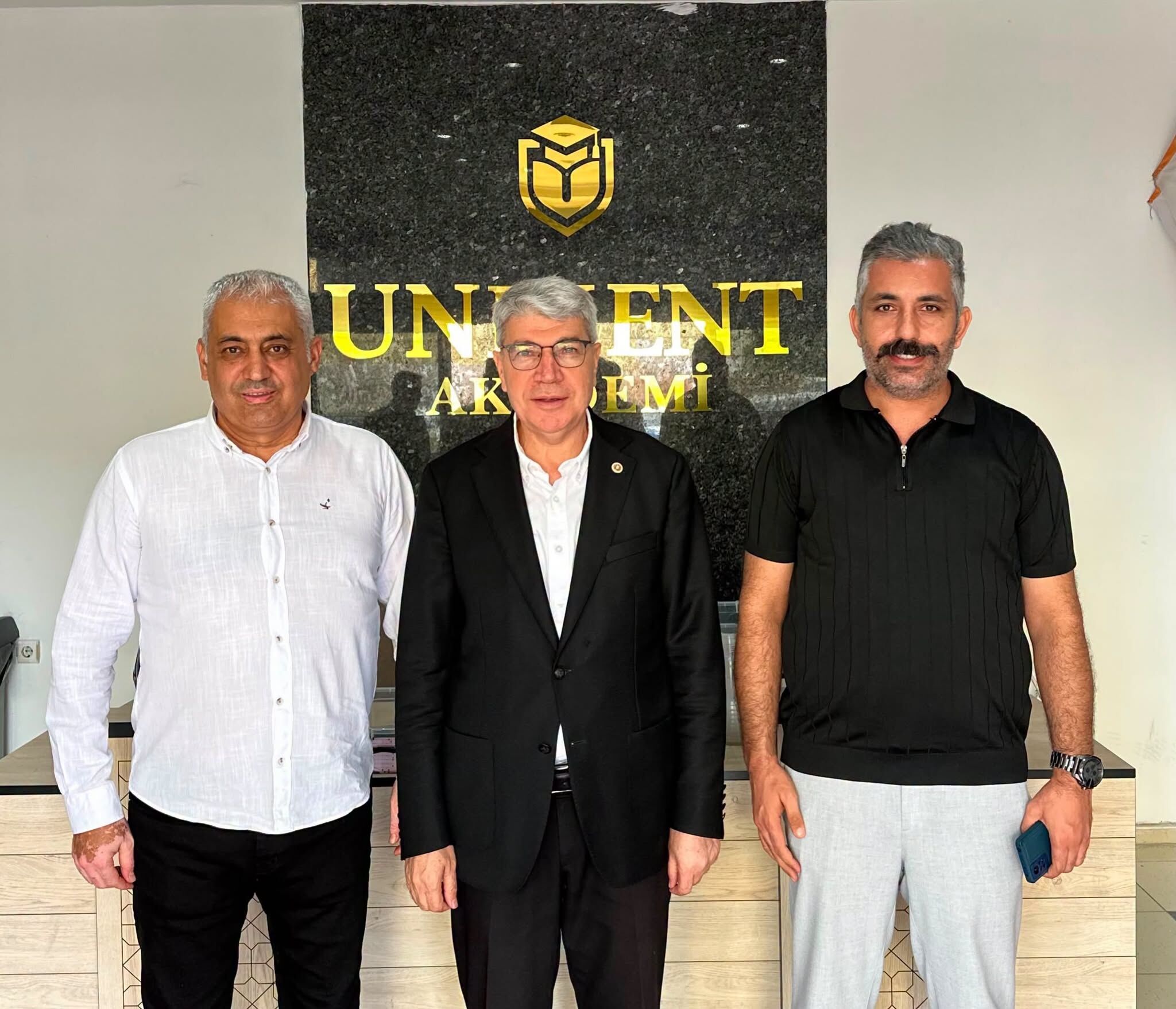 Milletvekili Seydi Gülsoy'dan Unikent Akademi'ye Ziyaret-1
