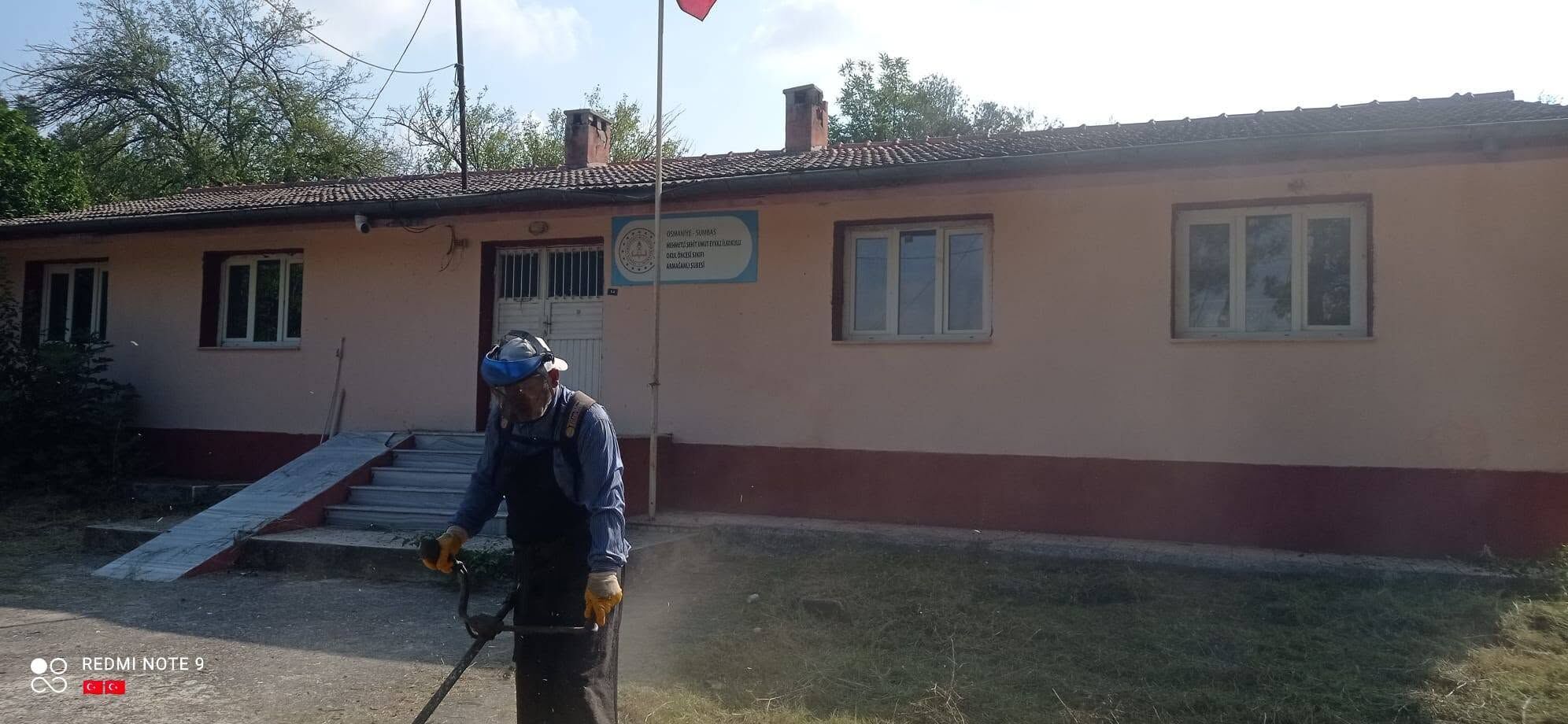 Sumbas Mehmetli’de Okul Bahçeleri Yeni Döneme Hazır