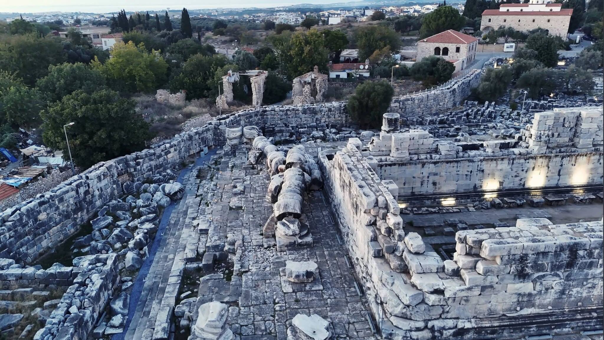 Aydın Didim'de Binlerce Yıllık Apollon Tapınağı-1