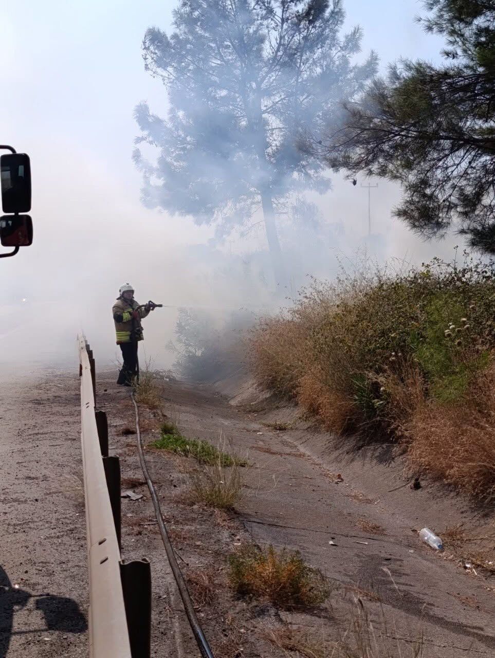 Hatay’da 4 İlçede Yangınlara İtfaiye Müdahalesi
