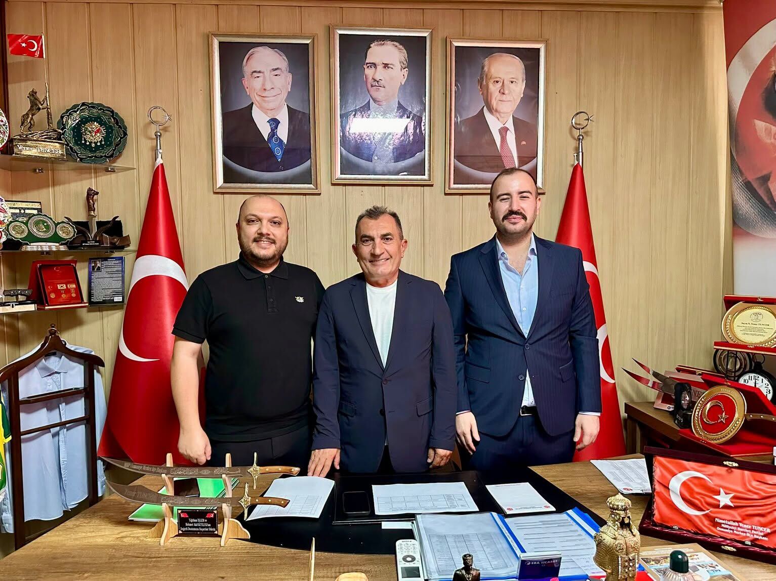 MHP Merkez İlçe Başkanı Tuncer'e İş İnsanlarından Ziyaret