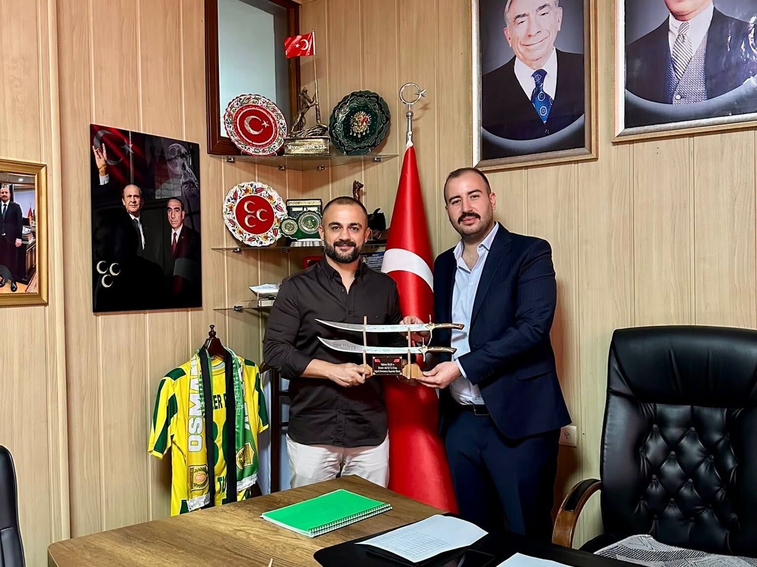 MHP Merkez İlçe Başkanı Tuncer'e İş İnsanlarından Ziyaret