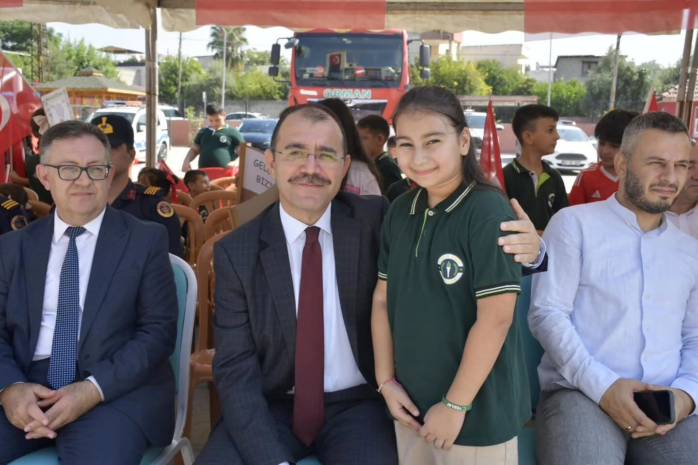 Kadirli'de Öğrencilerin İlköğretim Haftası Coşkusu