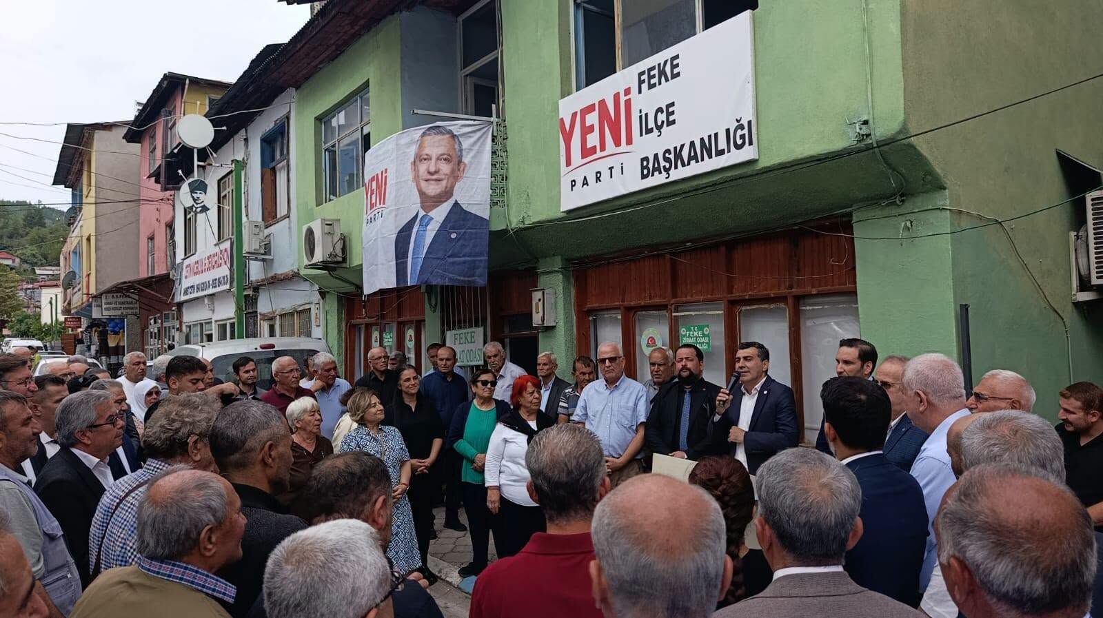 Adana Feke’de Yeni Parti İlçe Başkanlığı Açıldı