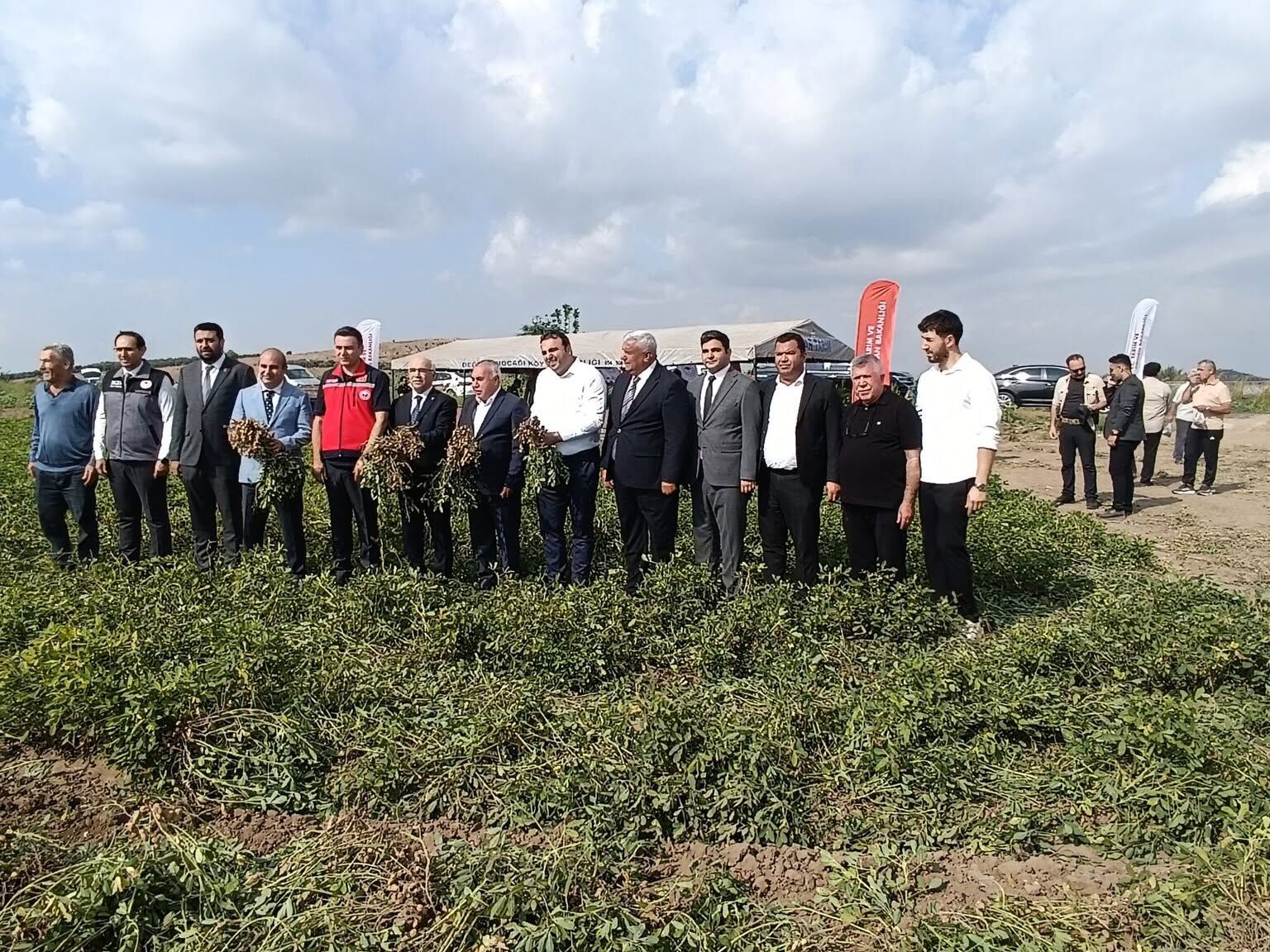 Osmaniye’de Yer Fıstığında 2026 Hasadı Başladı