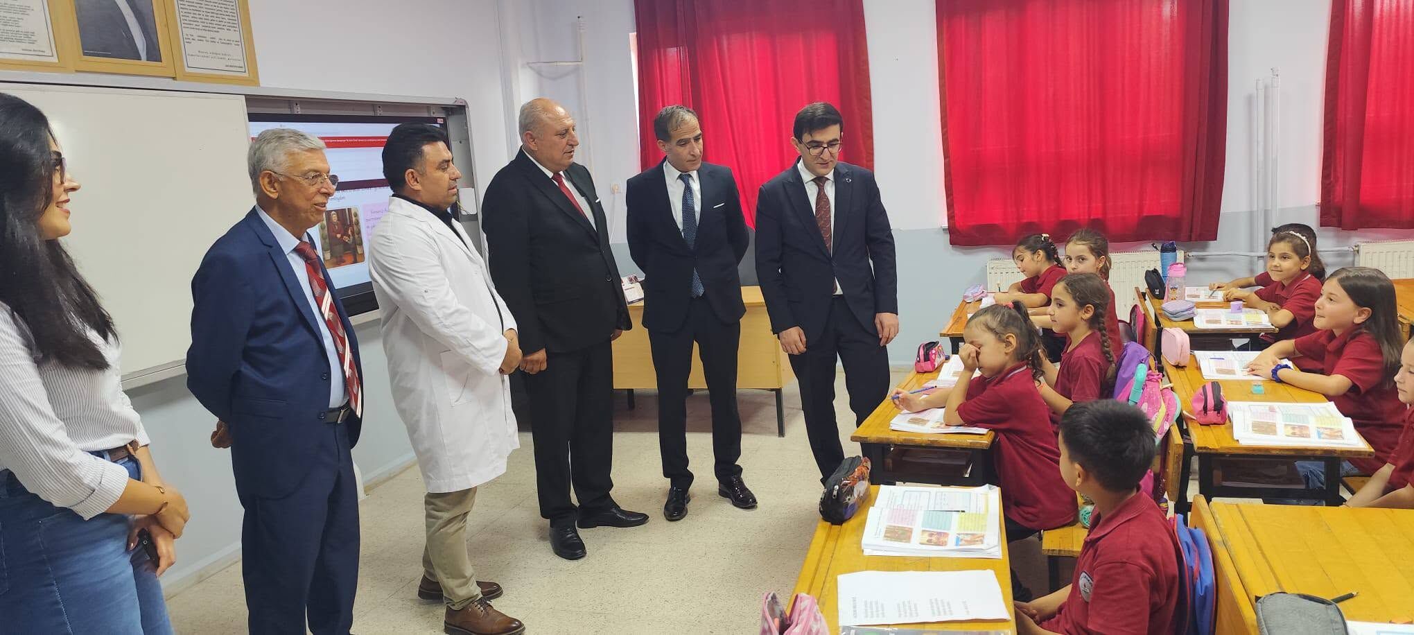 Sumbas’ta İlköğretim Haftası Gazi İlkokulu’nda Kutlandı