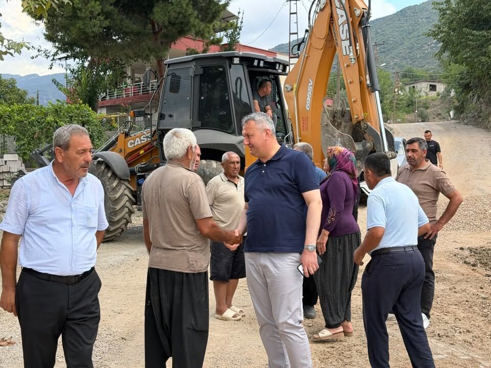 Düziçi Belediye Başkanı Mustafa İba’dan Yol Çalışması
