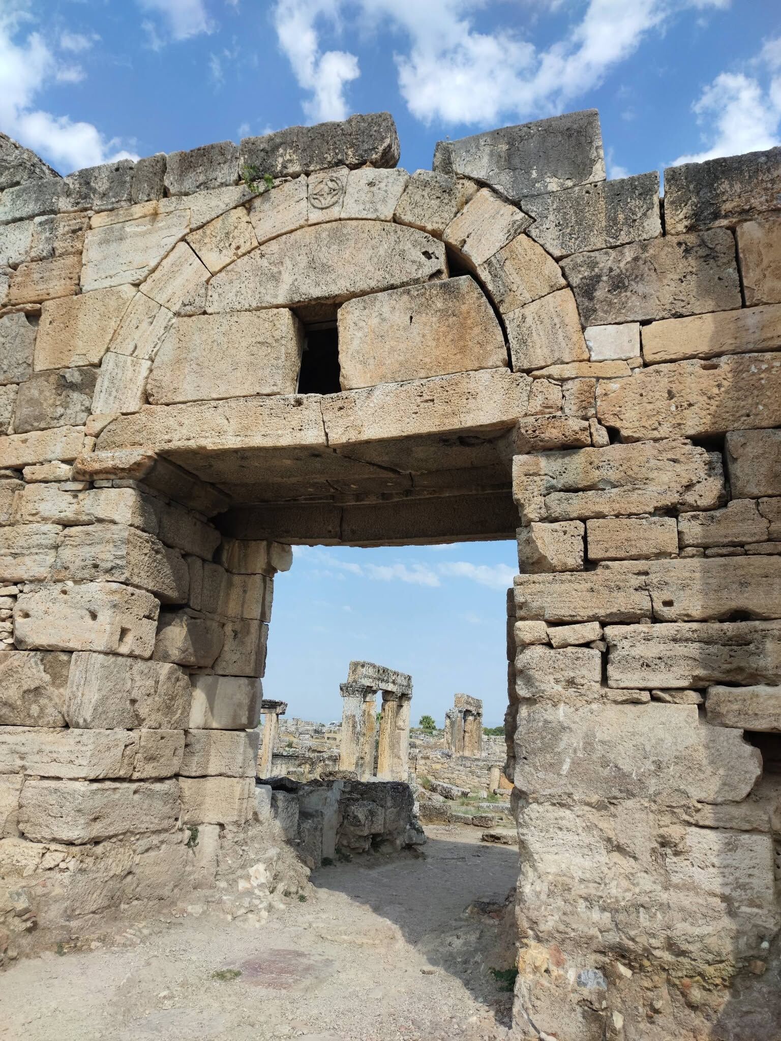 Denizli’de Hierapolis Antik Kenti Şifa Arayanların Adresi-1