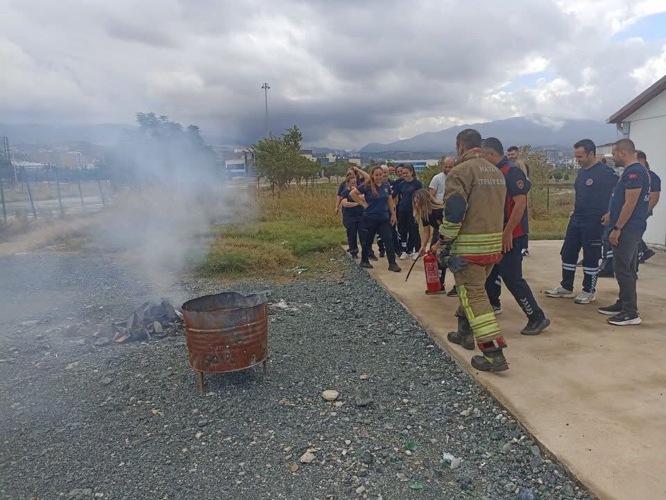 İskenderun’da Sağlık Personeline Yangın Eğitimi