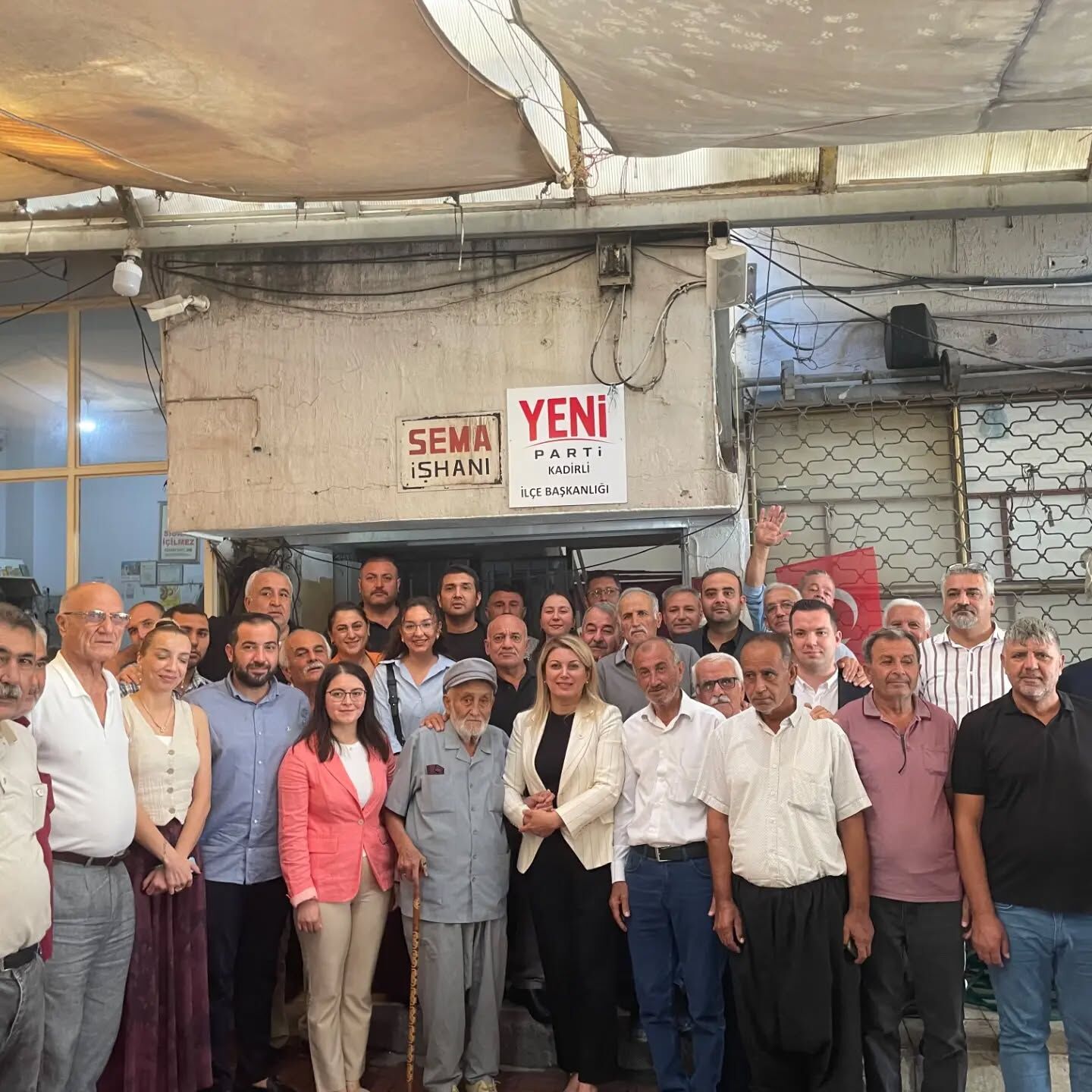 Kadirli'de Milletvekili Kaya'dan Başkan Tekdemir'e Ziyaret