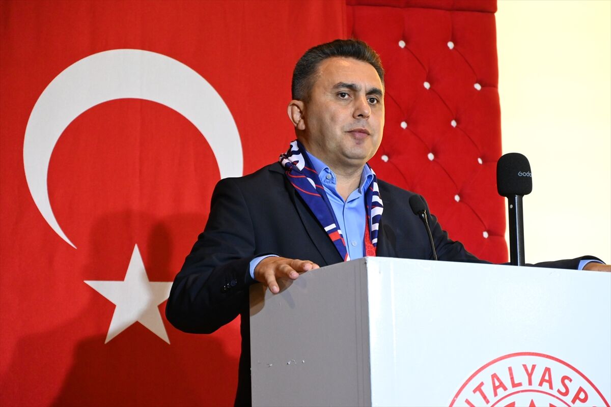 Antalyaspor'da başkanlığa Mustafa Ergün seçildi