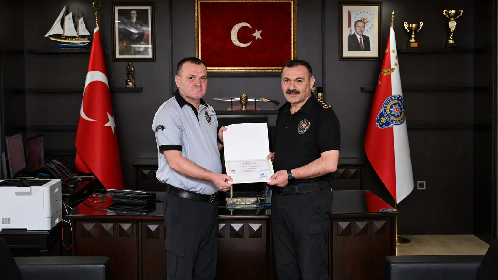 Banka Görevli Osmaniye