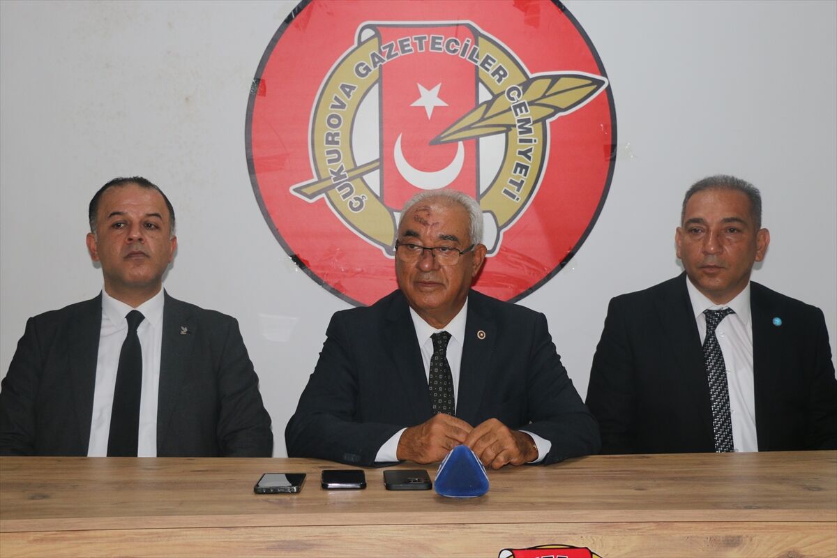 DSP Genel Başkanı Aksakal, Adana'da gazetecilerle buluştu