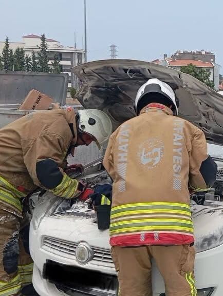 Hatay Belen’de Araç Yangını Kısa Sürede Söndürüldü