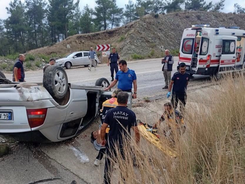 Hatay Yayladağı’nda Trafik Kazası Yaralı Kurtarıldı2