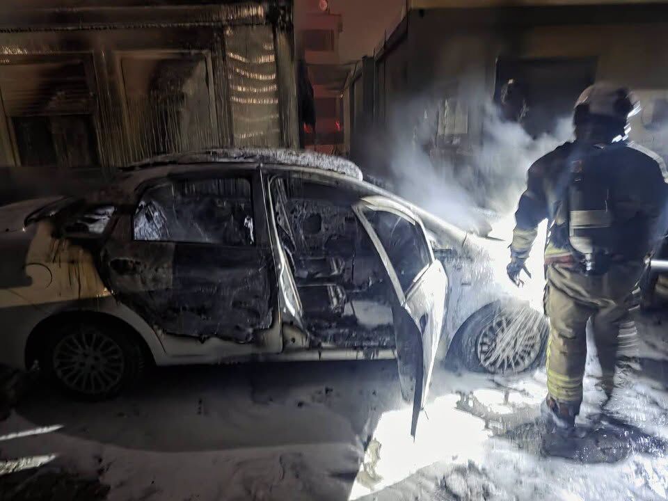 Hatay’da Araç Yangını Konteynerlere Sıçramadan Söndürüldü3