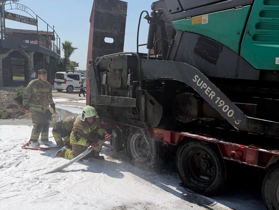 Hatay’da Taşıyıcı Dorsede Yangın Paniği3