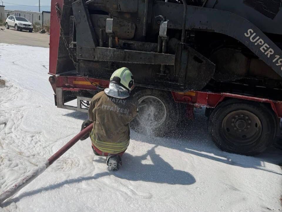 Hatay’da Taşıyıcı Dorsede Yangın Paniği4