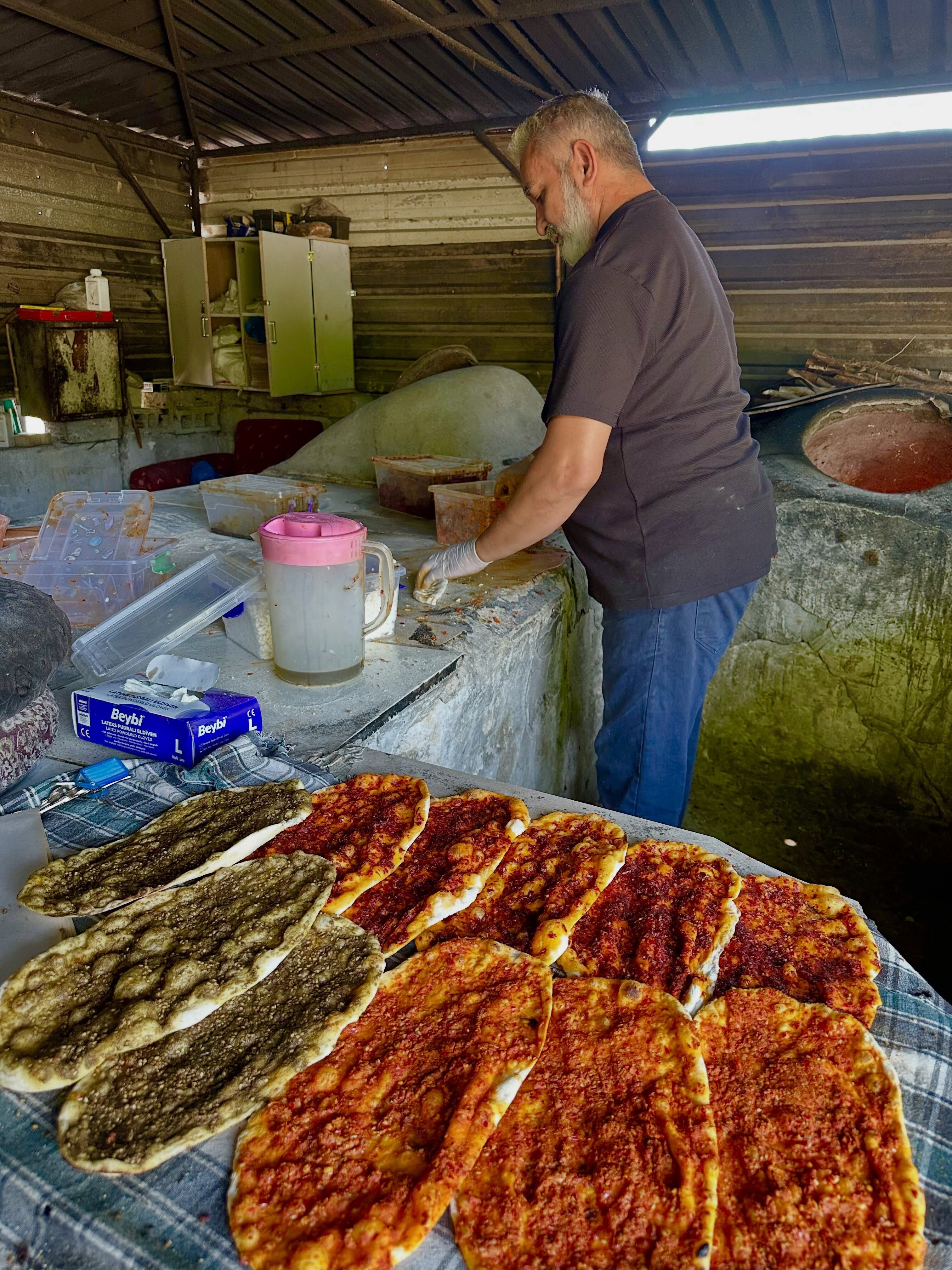 Hatay’ta Biberli Ve Zahterli Ekmek Lezzeti