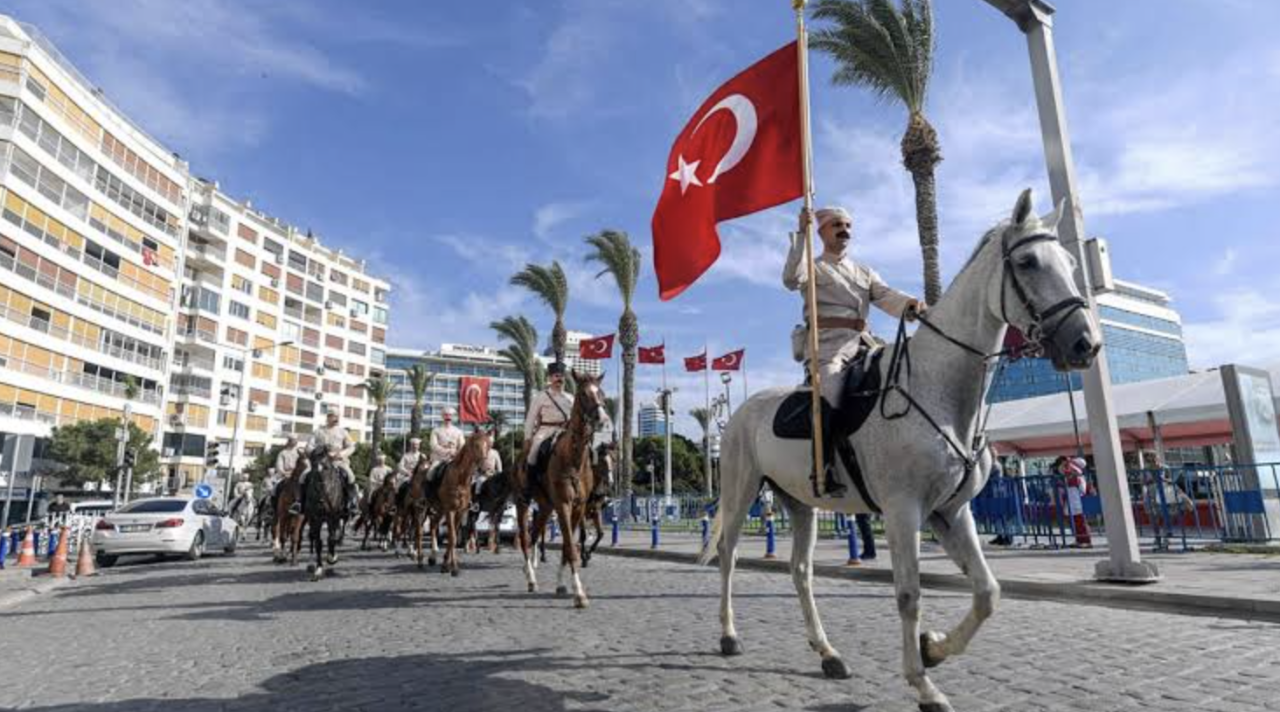 İzmir’in Kurtuluşu Kutlanacak 9 Eylül Resmi Tatil Mi2