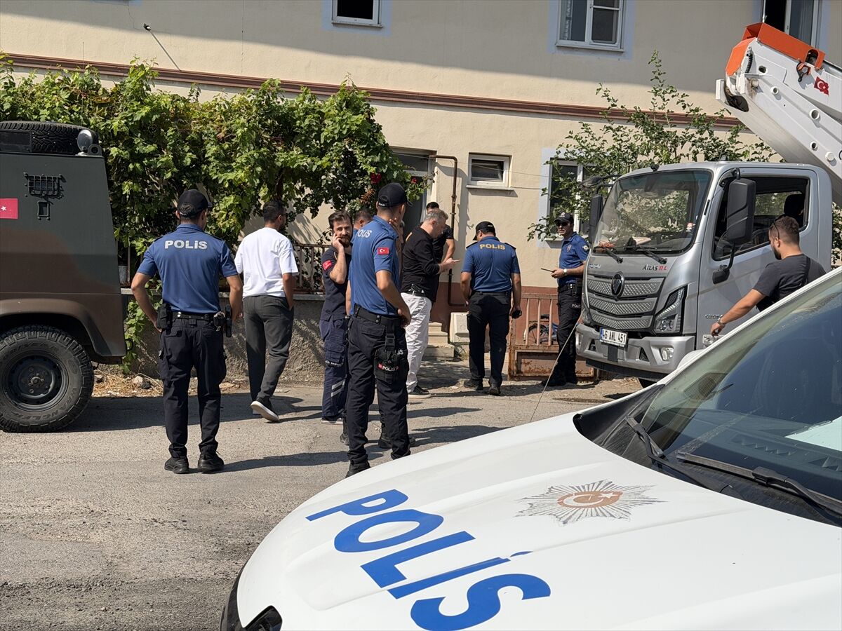 Kahramanmaraş'ta ailesini evde rehin alan şüpheli gözaltına alındı