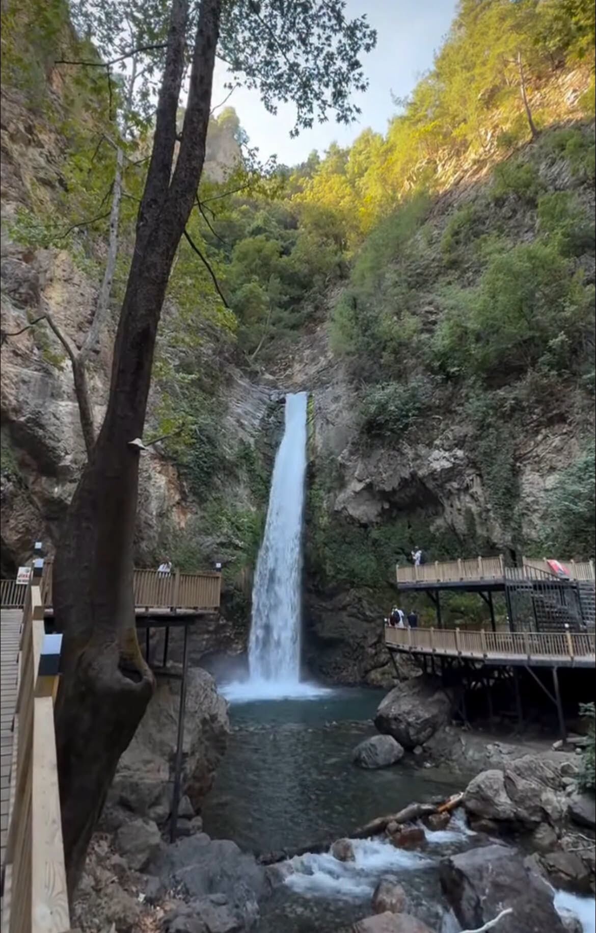 Karaçay Şelalesi-2