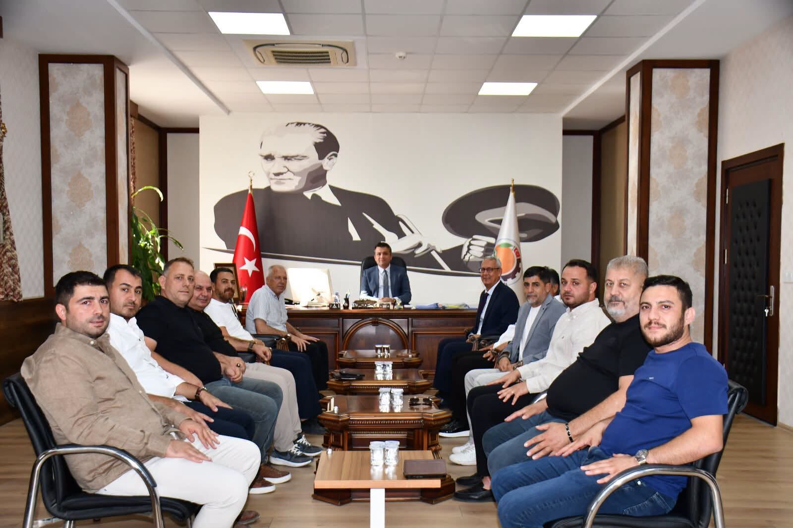 Hatay Dörtyol’da Ticaret Ve Sanayi Odası Başkan Adayından Kaymakamlık Ziyareti