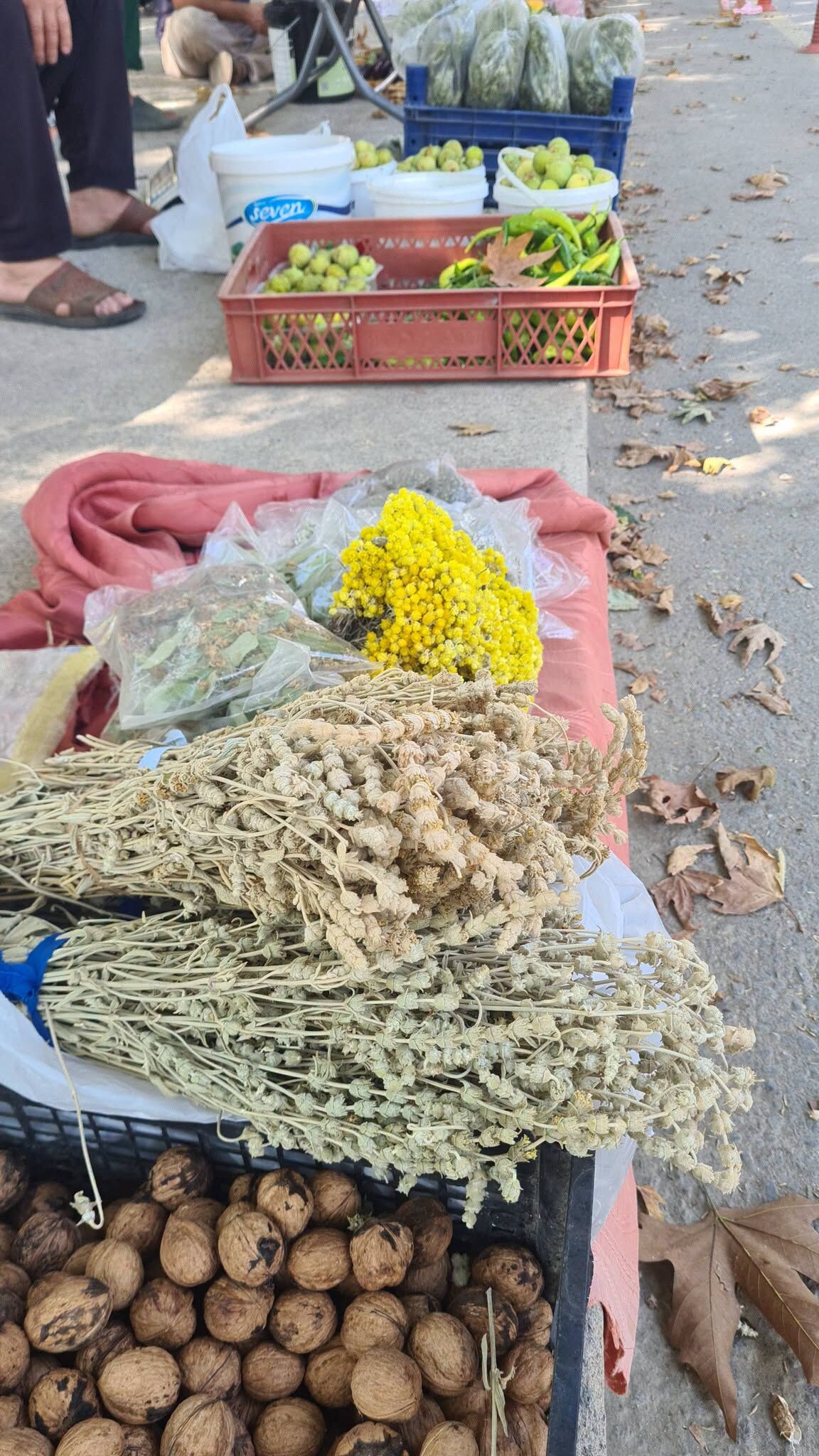 Osmaniye Bahçe’de Köylü Pazarı Taze Ürünleriyle İlgi Görüyor5