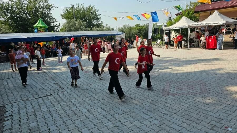 Osmaniye Hasanbeyli’de Türkmen Toyu Ve Çocuk Şenliği Coşkusu13