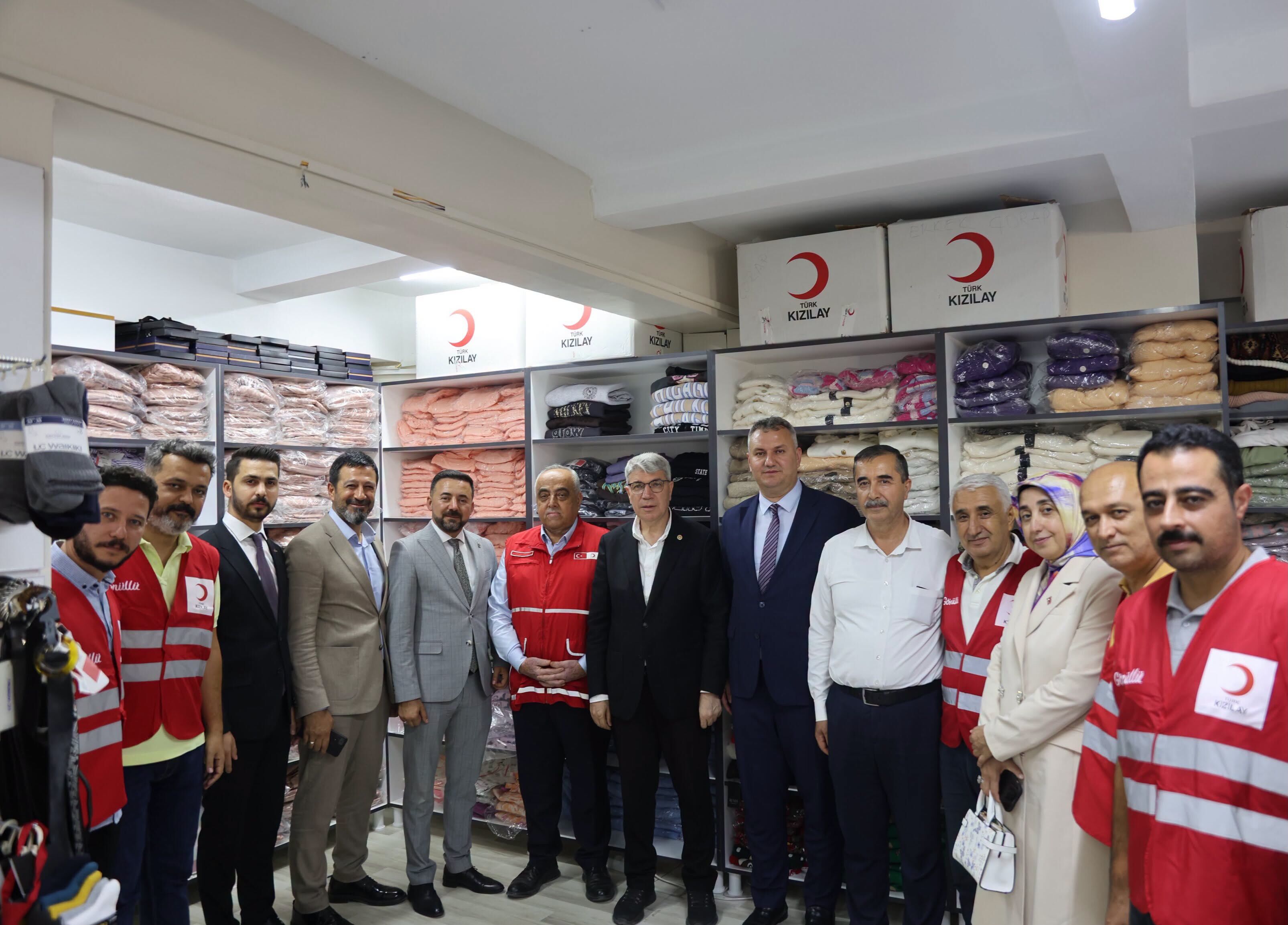 Osmaniye Milletvekili Gülsoy’dan Kızılay Düziçi’ne Ziyaret2
