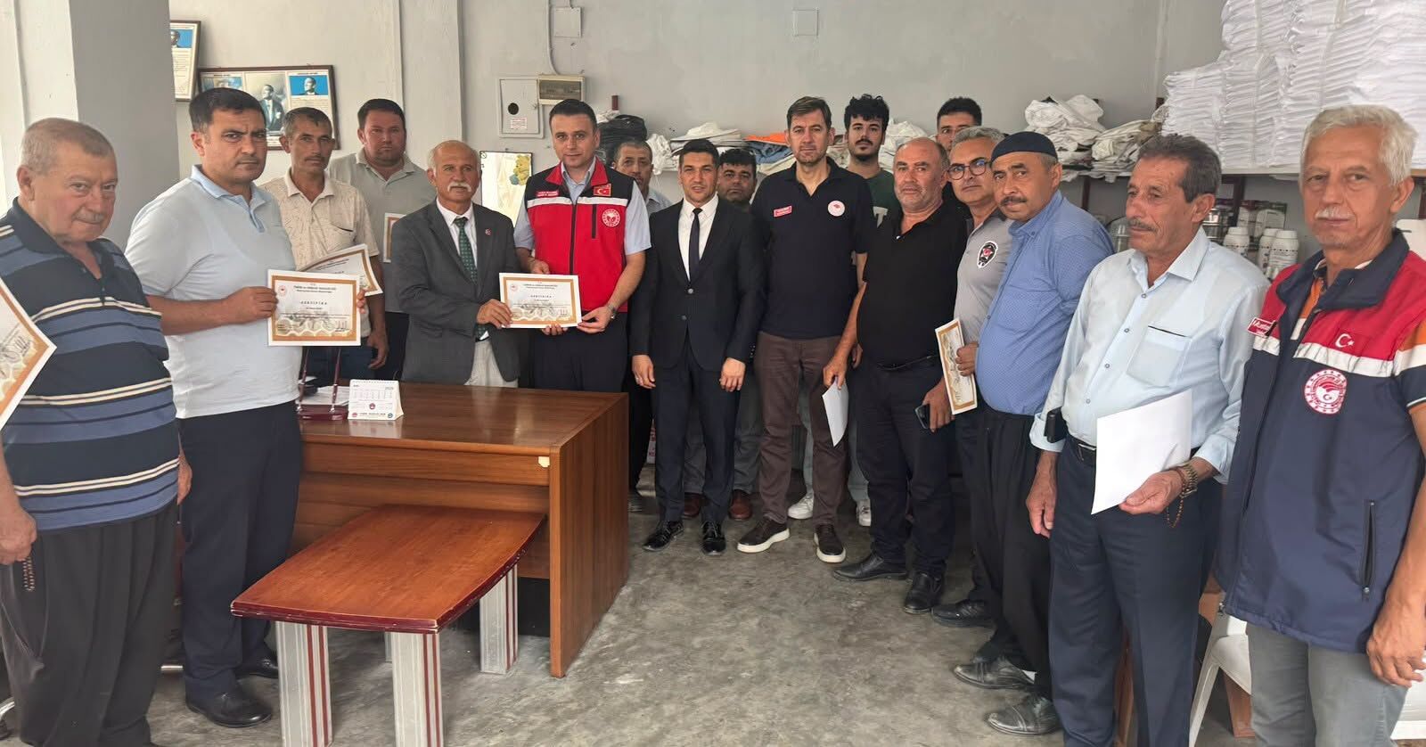 Osmaniye’de Ana Arı Yetiştiricilerine Sertifika Verildi (2)