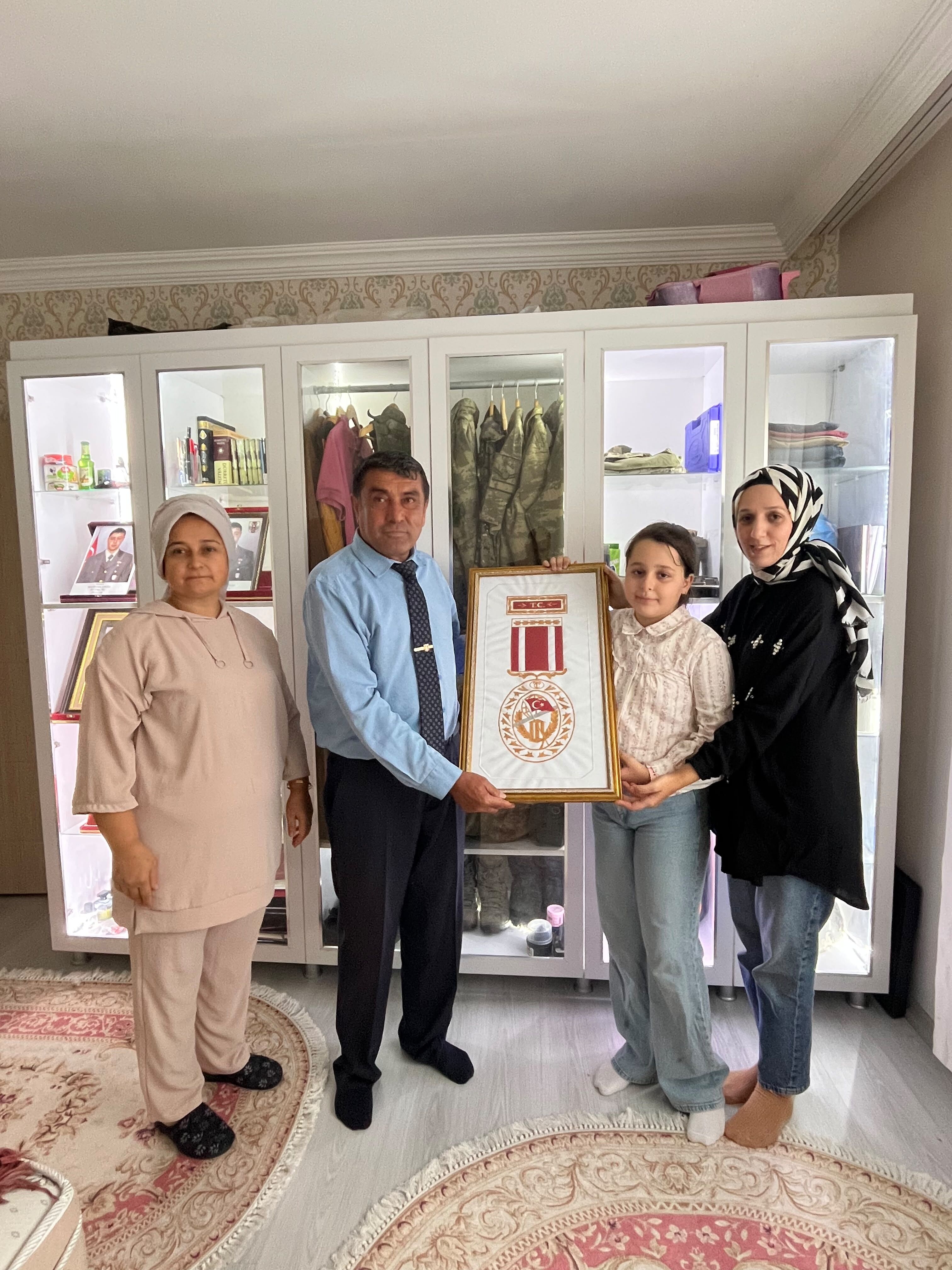 Osmaniye’de Şehit Ailesi Yalnız Bırakılmadı (2)