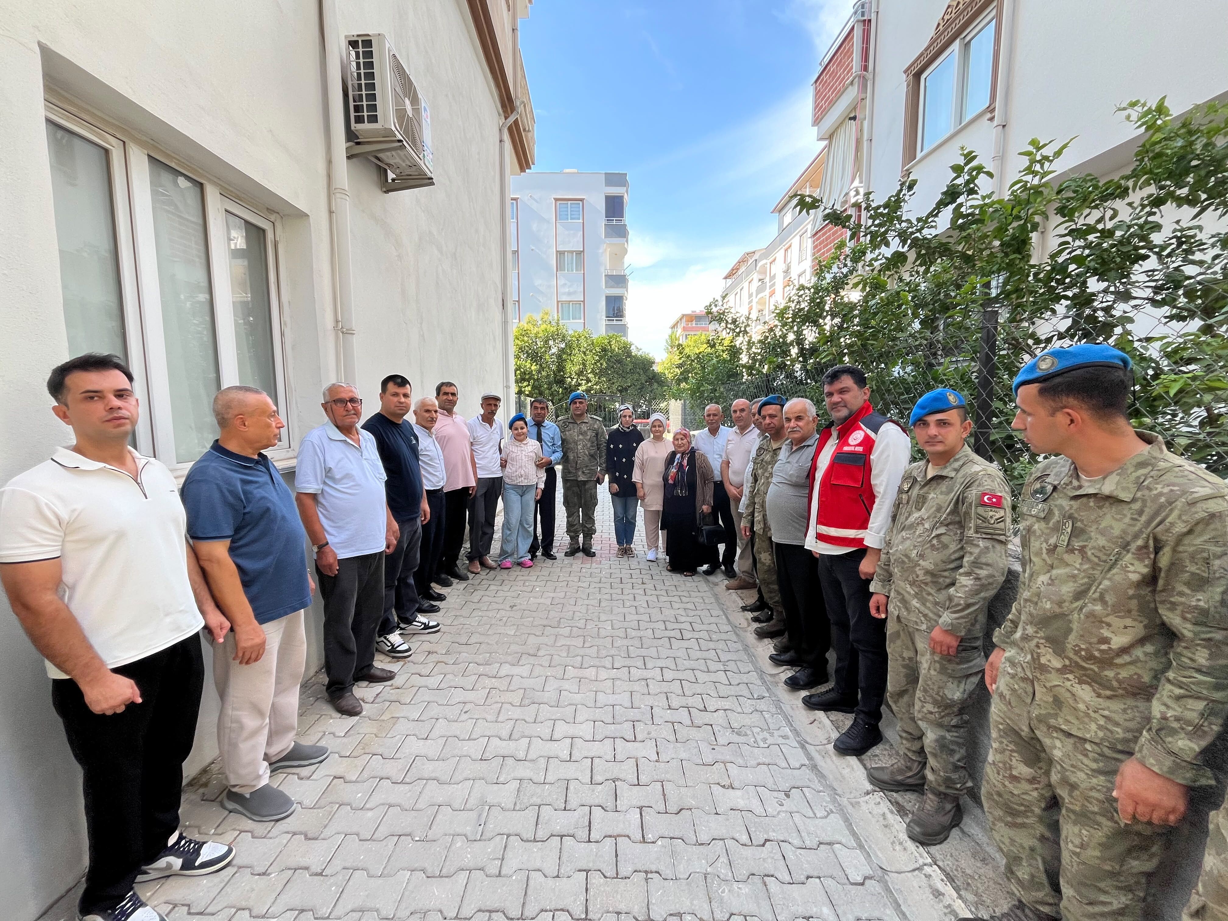 Osmaniye’de Şehit Ailesi Yalnız Bırakılmadı (3)