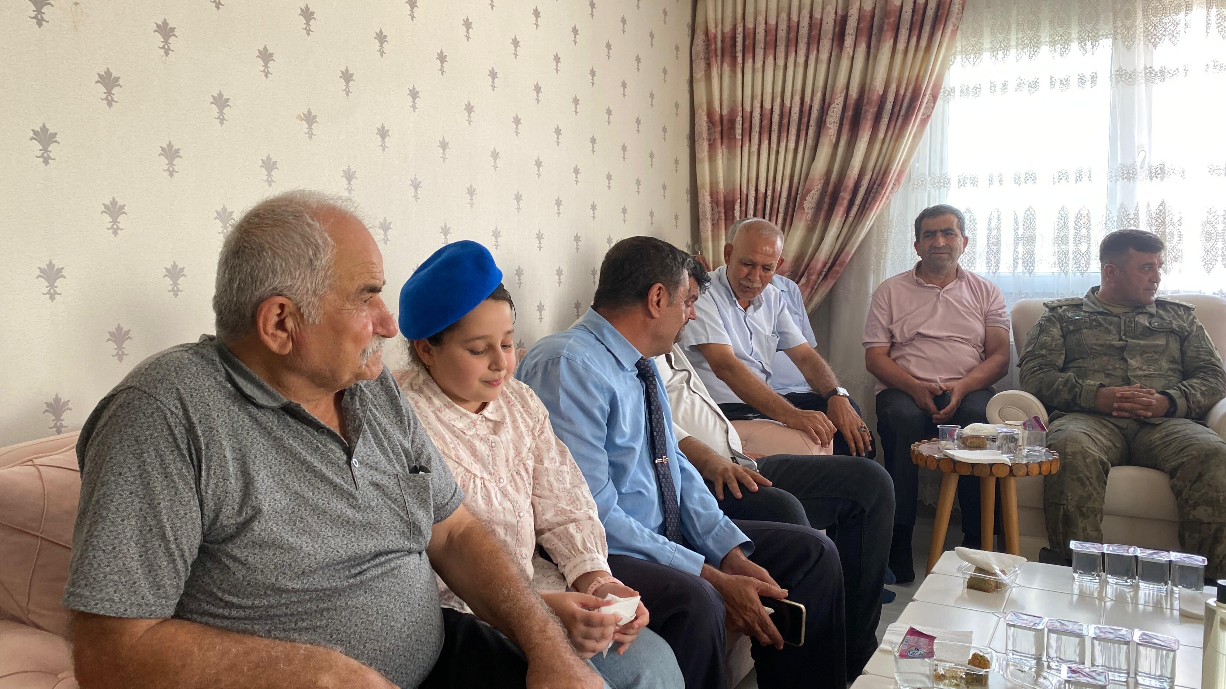 Osmaniye’de Şehit Ailesi Yalnız Bırakılmadı (7)