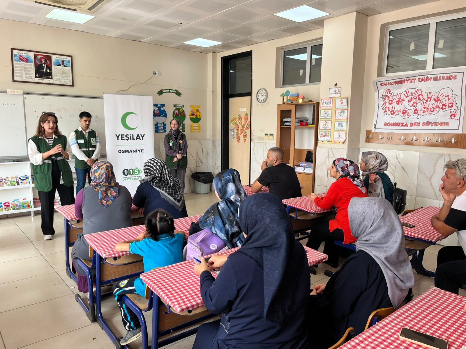 Osmaniye’de Yeşilay’dan Velilere Ekran Kullanımı Eğitimi (1)