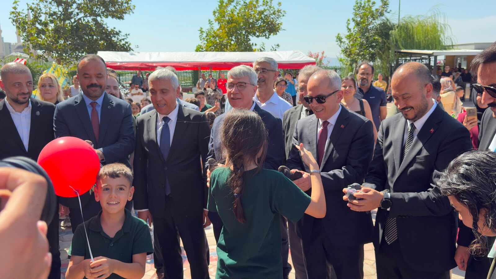 Prof. Dr. Hakan Hakkoymaz’dan Çocuklara Barış Mesajı (3)