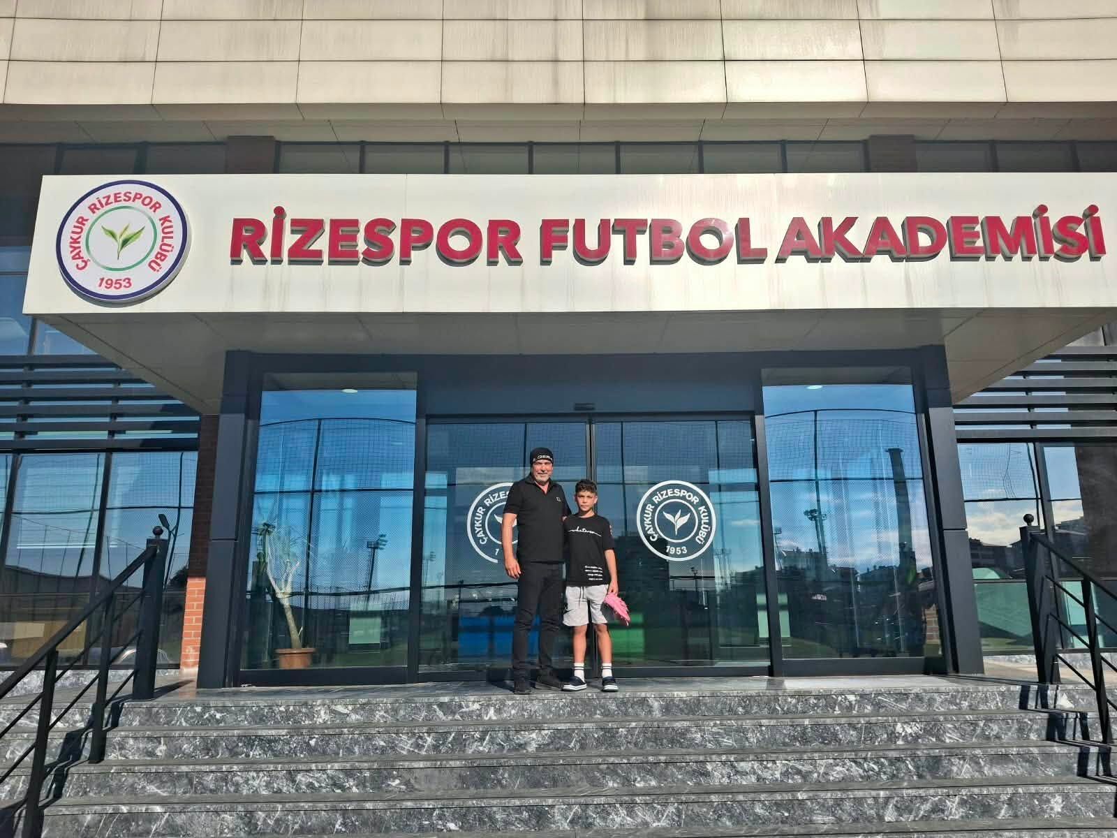 Savrun Spor Bir Genci Daha Türk Futboluna Kazandırdı (1)