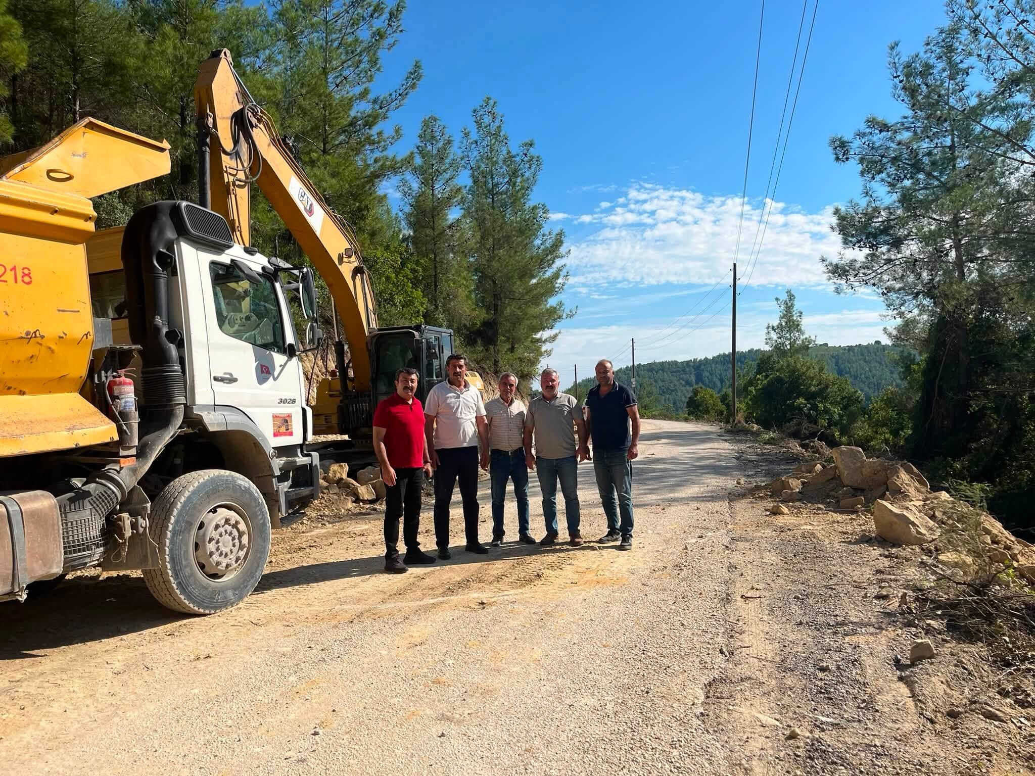 Sumbas’ta Gafarlı Köyü Yolunda Genişletme Çalışması (1)