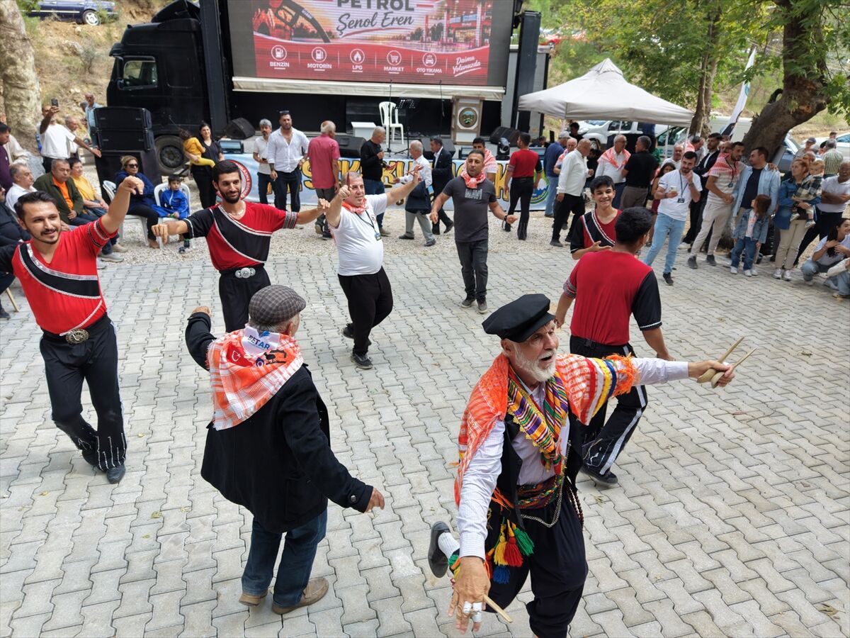 Toroslarda üretilen balı tanıtmak için festival düzenlendi