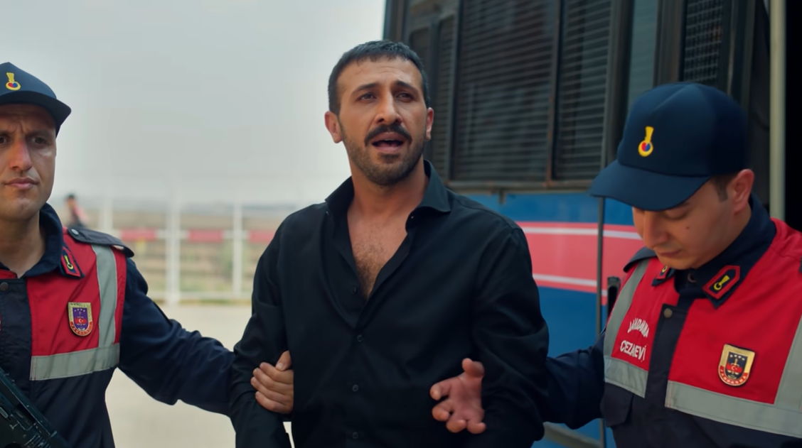Uzak Şehir Ateş Kimdir Ersin Arıcı Hangi Dizilerde Oynadı2