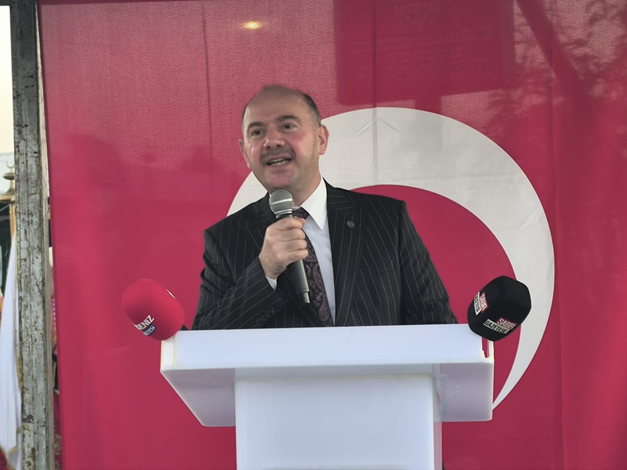Serdengeçti: “Üreten, Emeğinin Karşılığını Alan Toplum Huzurlu Olur”