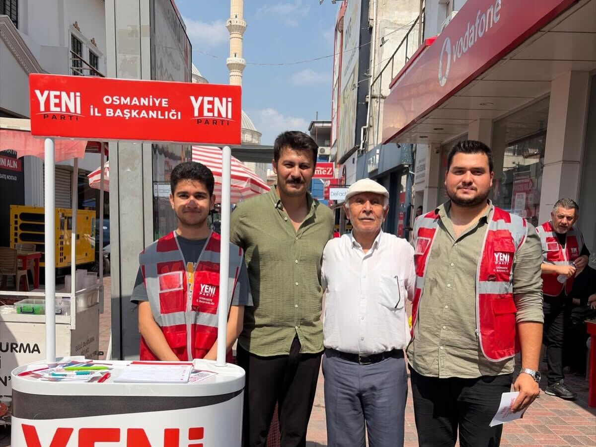 Yeni̇ Parti Osmaniye’de Üye Kayıt Standı Açtı (2)