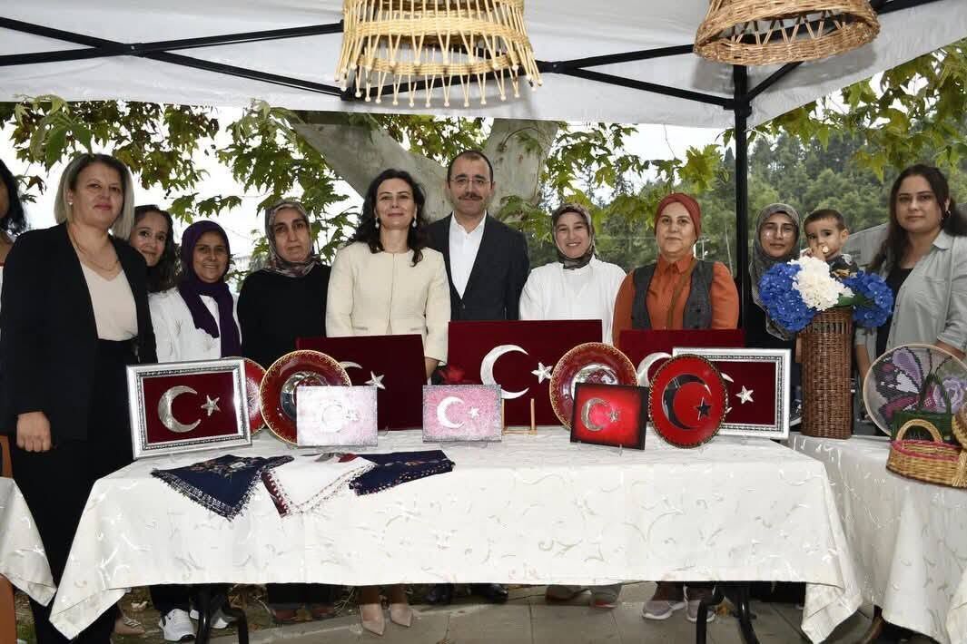 Kadirli’de ADEM Kermesinde Kadınların Emeğine Destek