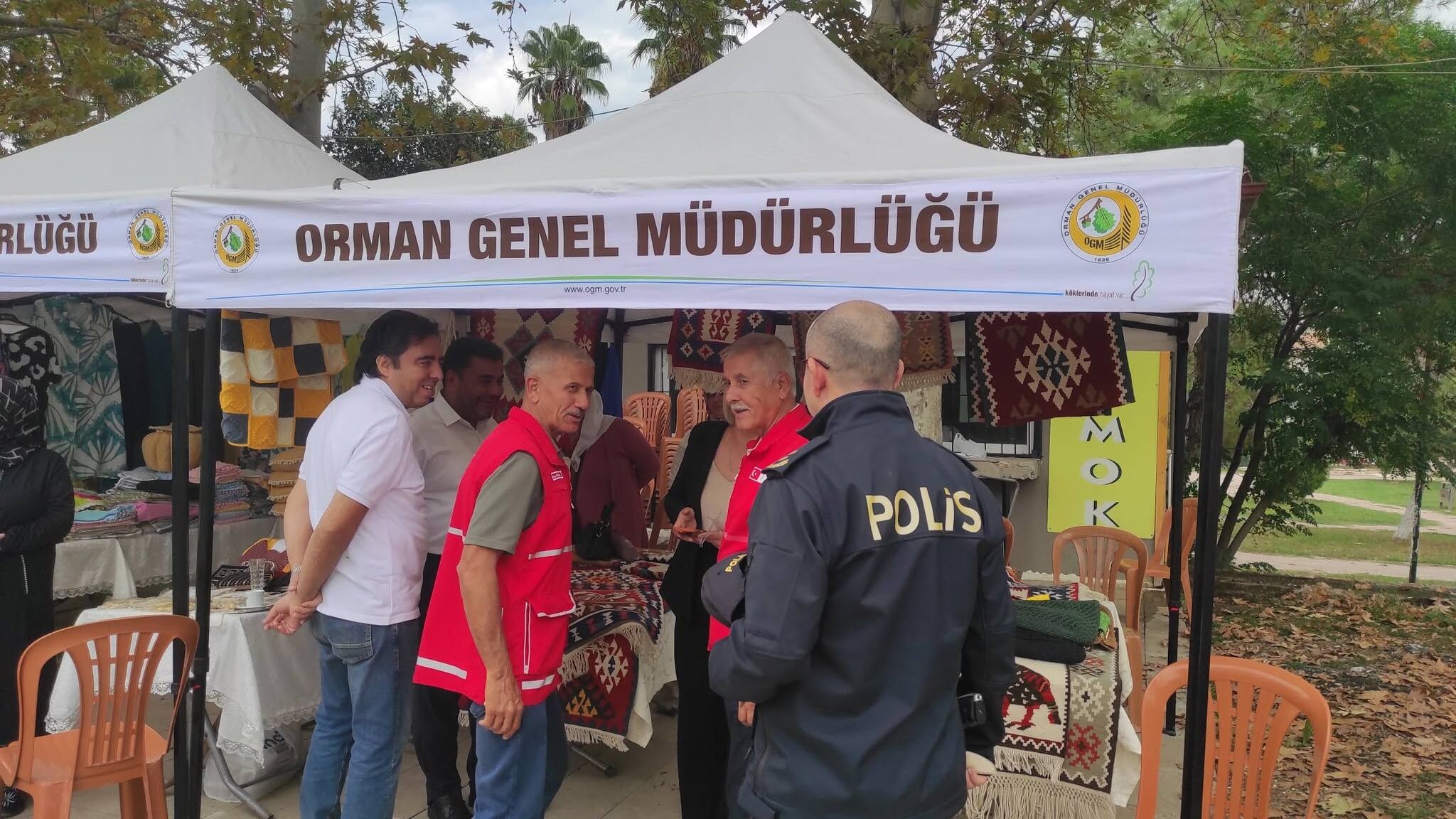 Kadirli’de ADEM Kermesinde Kadınların Emeğine Destek