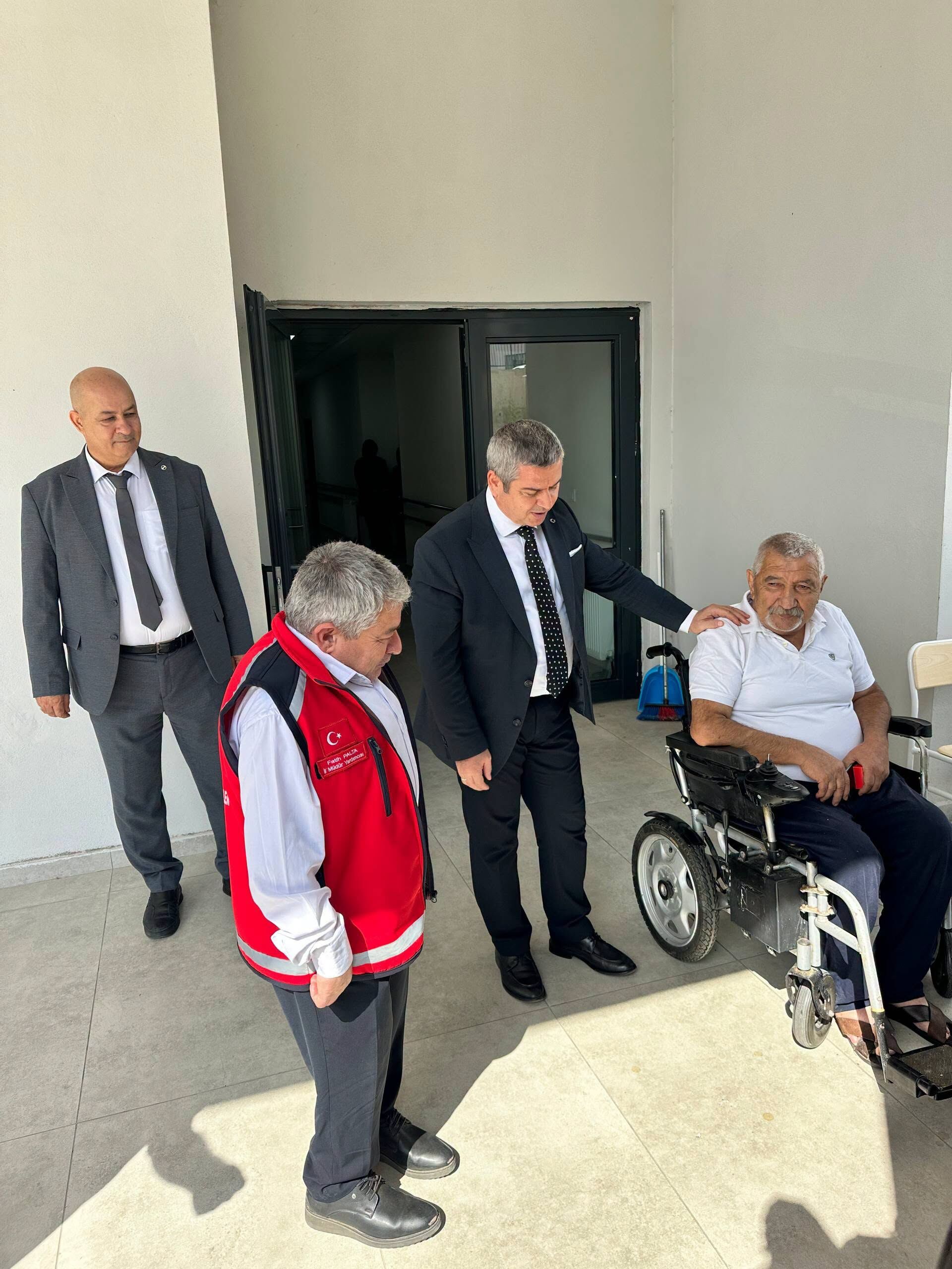 Kadirli'de Huzurevinde Dünya Yaşlılar Günü Buluşması