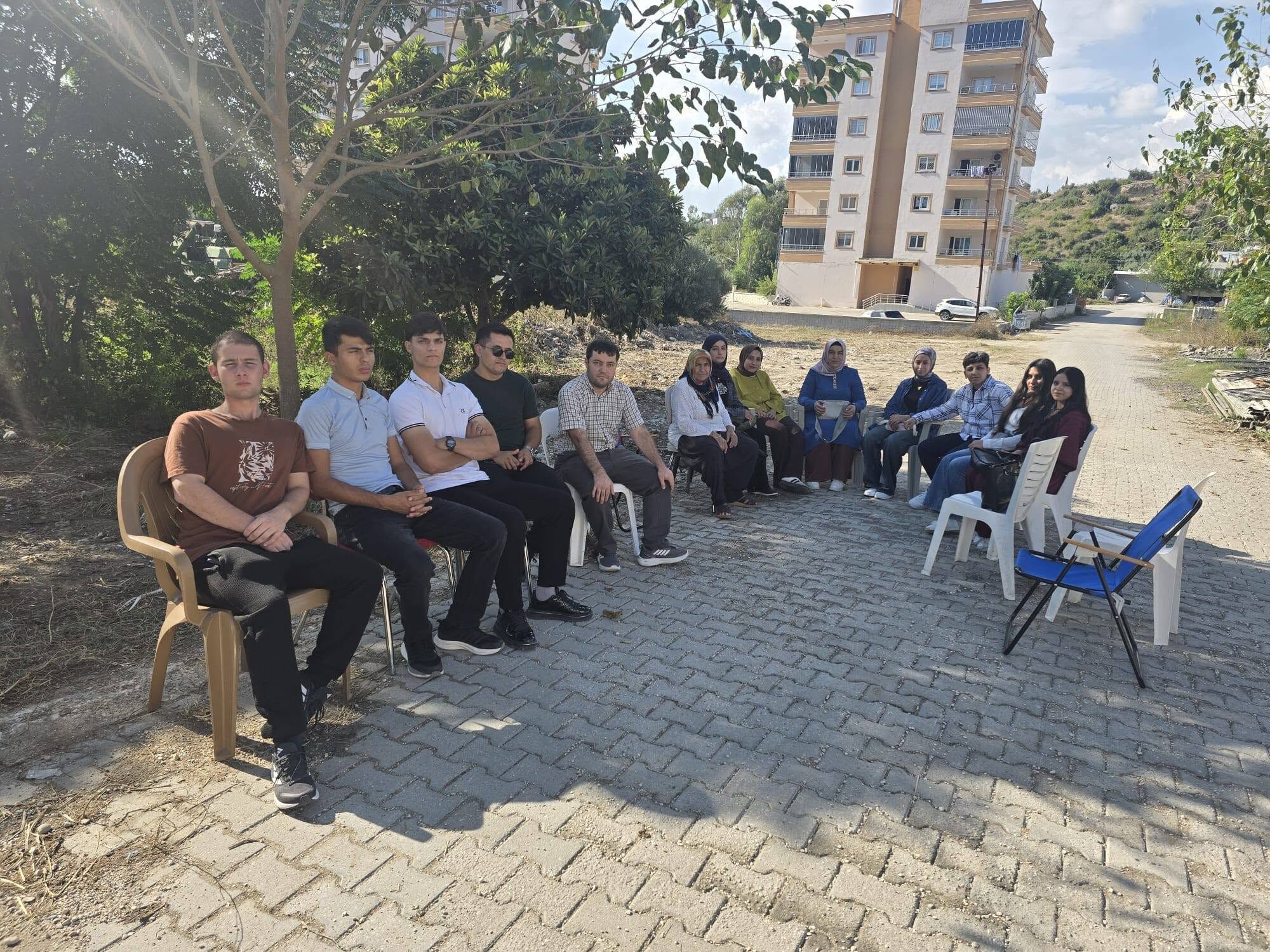 Kadirli'de Gençlerden Yaşlılara Dünya Yaşlılar Günü Ziyareti-1