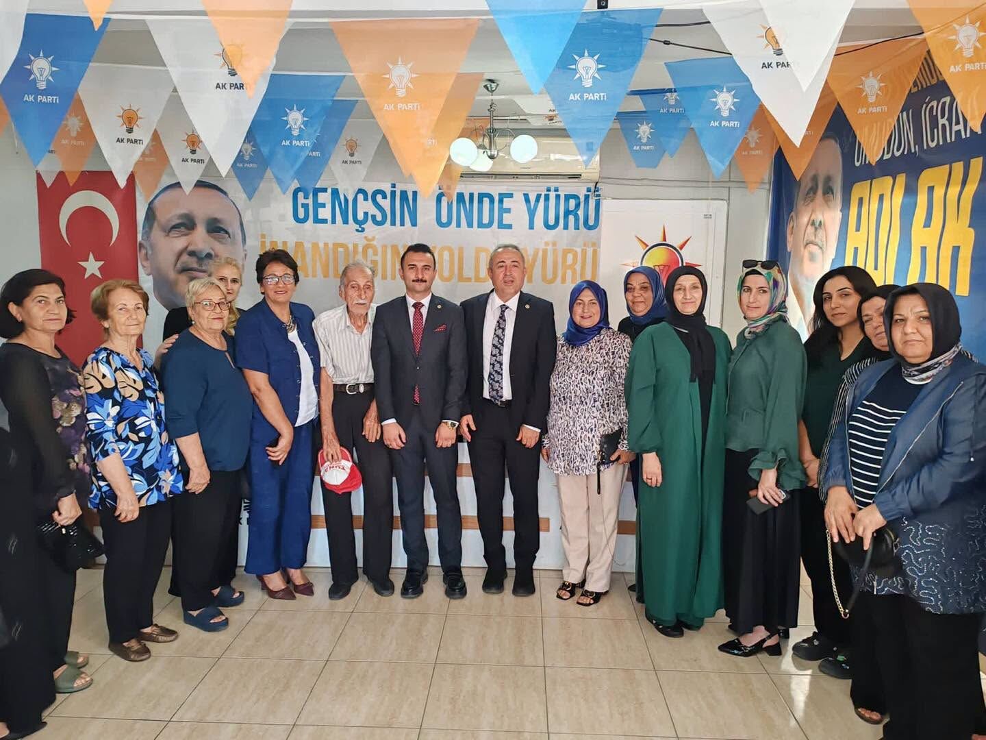 Erzin’de AK Parti Danışma Meclisi Toplantısı Yapıldı